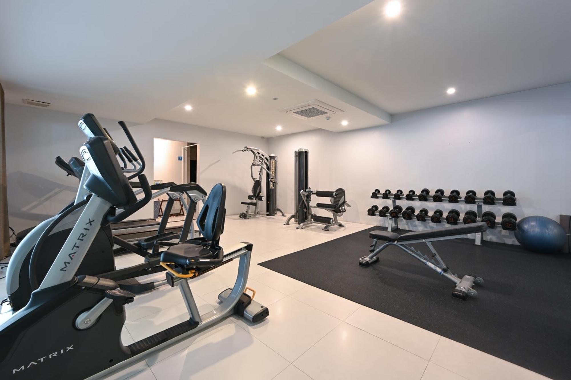 Sirin Exclusive Hotel And Residence Pattaya Εξωτερικό φωτογραφία